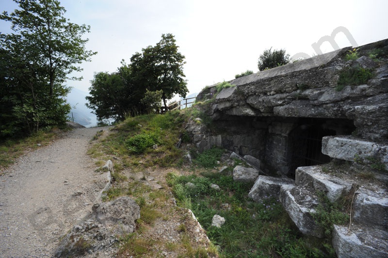 Mountain Fortresses at the Garda lake